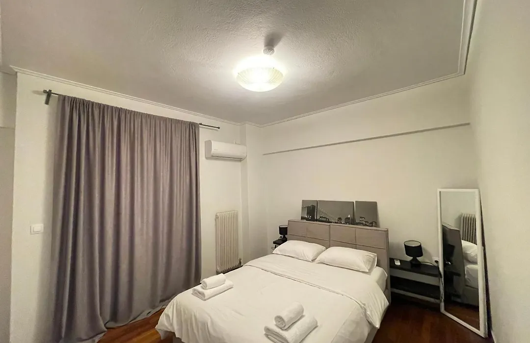Kleio - Spacious Apartment In Glyfada-1